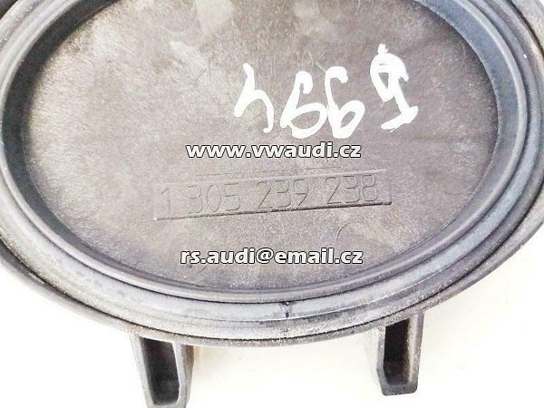  1 305 239 238 Audi A4 8E B7 zadní kryt světlometu - 2