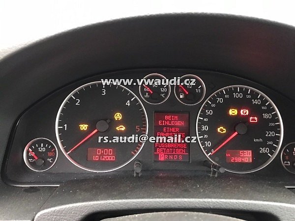 TACHOMETR  Audi A6 4B  2003 rychloměr  přístrojová deska - 3
