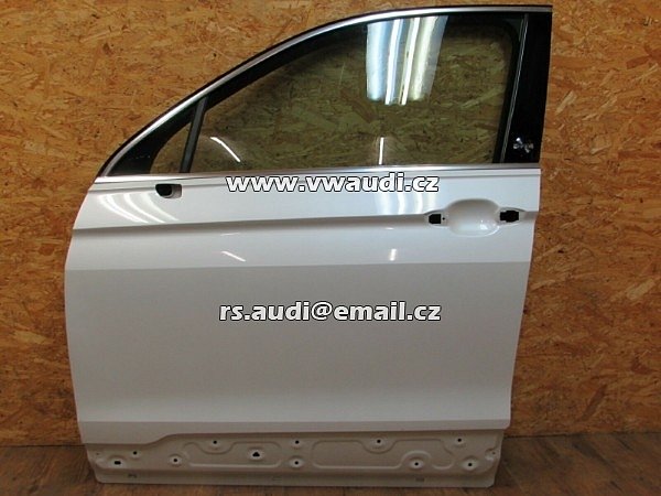 5NA 831 311 E 423 306 213  Dveře řidiče Přední levé dveře L0K1 Oryx bílá metalíza VW Tiguan II AD1 - 4