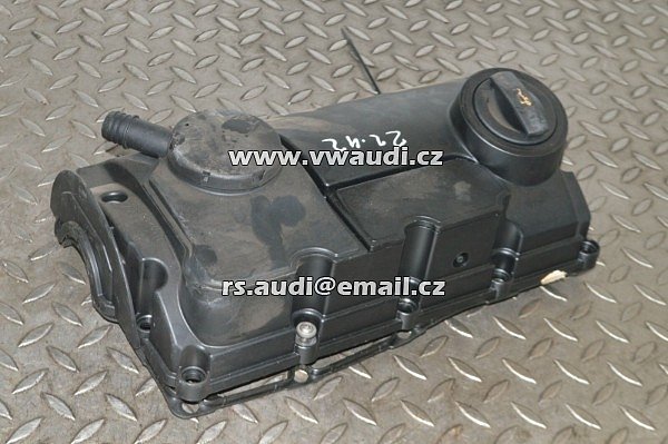 03G 103 469 H VW  T5 1.9 TDI BRR BRS   víko ventilu hlavy válců - 3