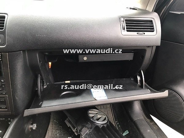 VW Bora Benzin AZD IV 1,6 16V 16 V Motor AZD náhradní díly černá barva  - 41