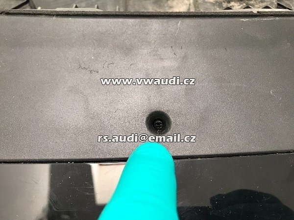 5E7 827 878  Spoiler zadní víko kufr  Škoda Octavia 4  iv - 7