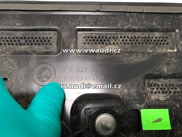 5E7 827 878  Spoiler zadní víko kufr  Škoda Octavia 4  iv - 9