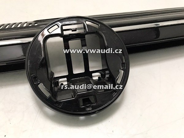  Volkswagen Golf MK8 VIII černá maska mřížka grill 5H0853651N041 - 5