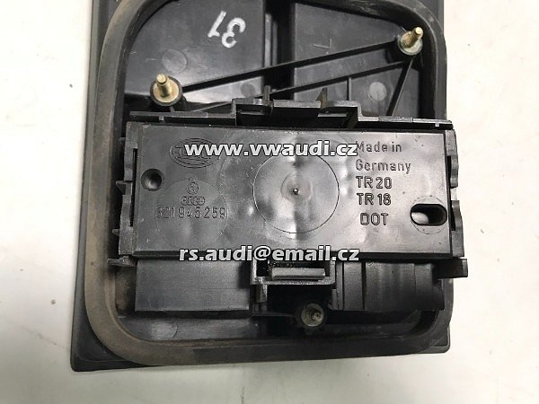 535 945 107 VW US Corrado zadní světlo  uvnitř HELLA 535945107A G60 VR6 - 4