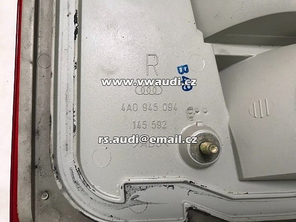 4A0 945 094  AUDI A6 / Sedan C4 2.5 Tdi Zadní lampa světlo na víko kufru - 4