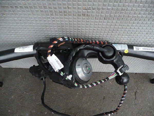 3G5 803 881A  - 2