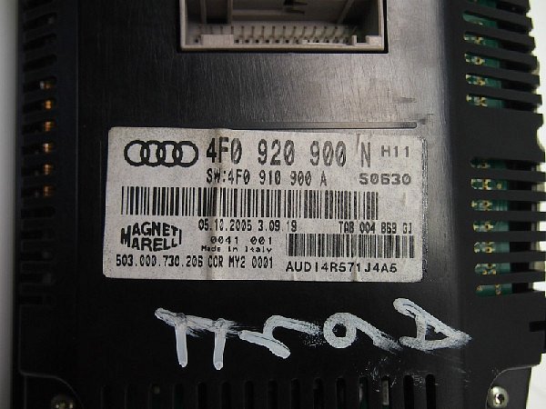  4F0 920 900N  Tachometr AUDI A6 4F 2005 3,0 TDI  - 3