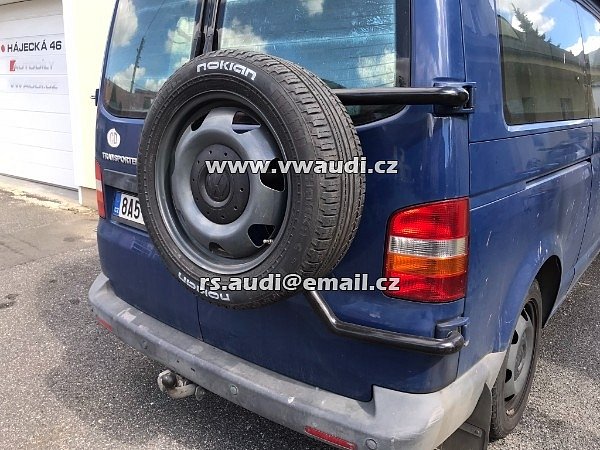 VW T5 4Motion Syncro 4x4 Allrad držák nosič rezervy na zadní víko - 2