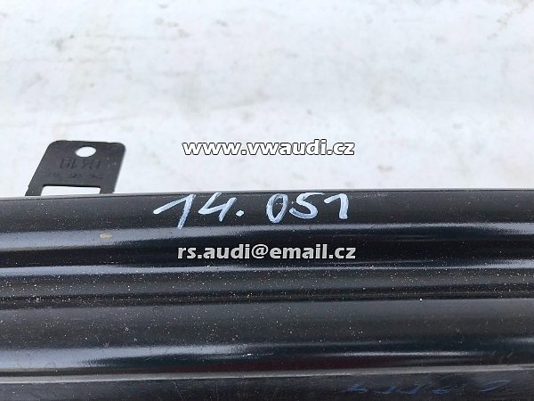 2K5 807 111 Výztuha příčka  - Nárazník přední VW Caddy 2k5 Facelift  - 8