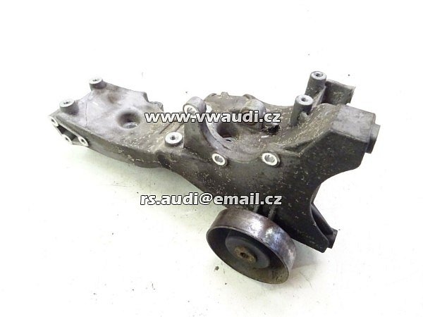 06D 903 143 C  Audi A4 B6 B7   Držák motoru alternátor visco servo  - 2