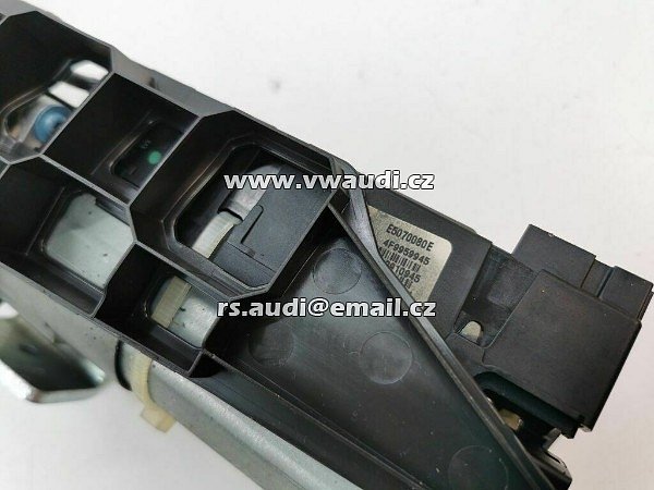 4L0 827 851 C .4F9959945 Audi Q7 4L 2010 Elektrický motor zadních výklopných dveří levý - 2