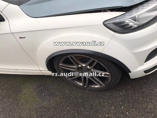 4L0 821 106 Audi Q7 07-15 4L blatník pravá přední strana spolujezdce    PRAVÝ BLATNÍK  - 7