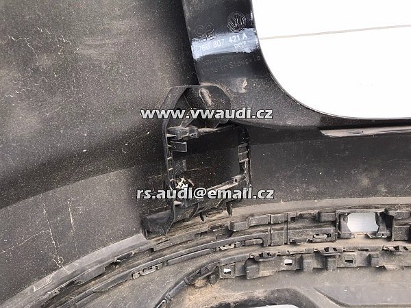 760 807 421 A Nárazník zadní  černý  PDC VW Touareg CR7 2018 2019  barva DEEP C9X - 12