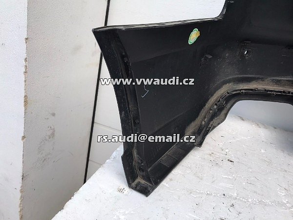 4G0 807 511  AUDI A6 4G C7 quattro 2014 zadní nárazník  4G0 807 521 Q    - 14