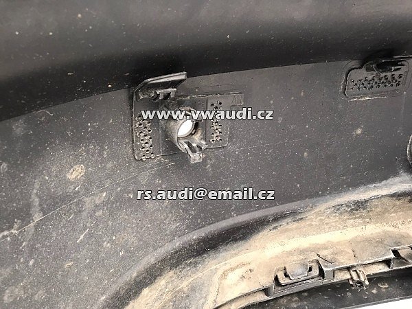 4G0 807 511  AUDI A6 4G C7 quattro 2014 zadní nárazník  4G0 807 521 Q    - 12