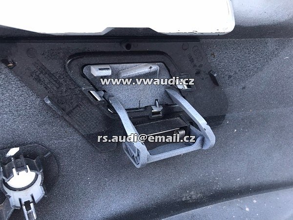 8W0 807 437  Nárazník přední PDC + SRA ostřik světel BÍLÁ barva  Audi A4 8W B9 od 2016 Přední nárazník  - 2