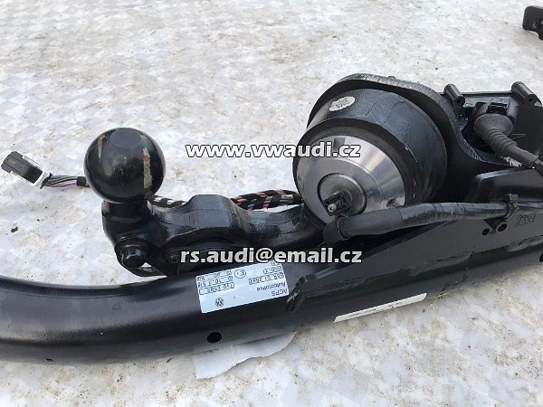 5H9 803 881 D VW Golf 8 mk VIII 2019 20 21 otočné tažné zařízení  - 12