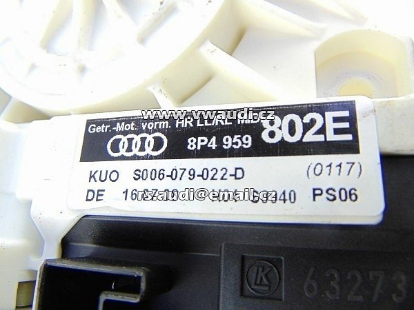 8P4 959 802 E Audi A3 8P Motor pravého zadního okna - 3