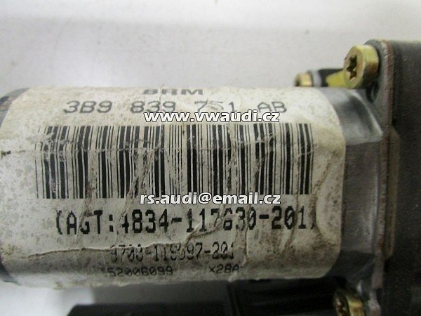 3B9 839 751 AB Motor regulátoru levého zadního okna  VW PASSAT VARIANT (3B5) 1.8 - 2