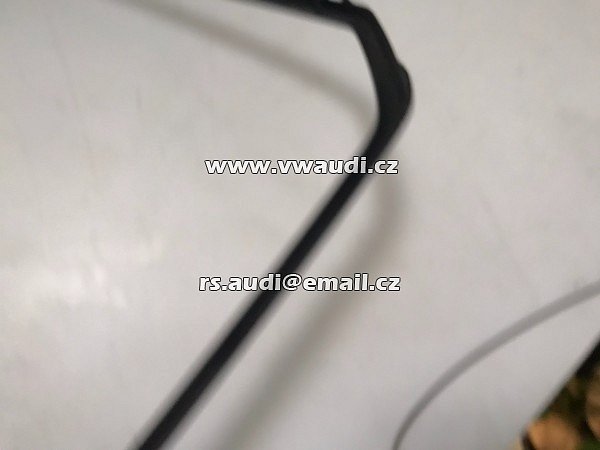 4G0 807 715 C  Audi A6 4G C7 Rám přední masky - 4G0807715Cgru černý LAK - 8
