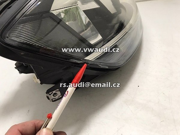 Přední světlo pravý Halogen + VW Golf 7 2017-2020 - 4