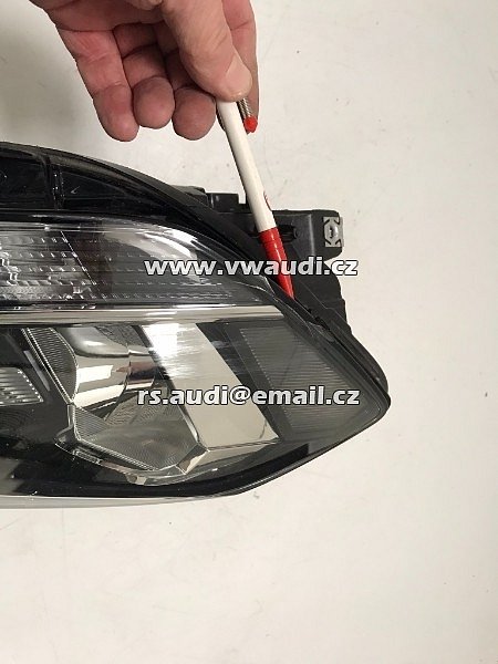 Přední světlo pravý Halogen + VW Golf 7 2017-2020  - 14