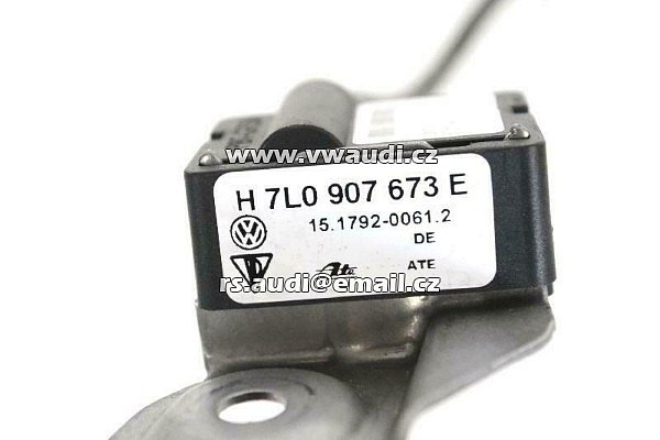 7L0 907 673E   Sensor  Touareg Cayene   Q7 07-15 Jednotka senzoru zrychlení zadní nápravy rychlosti zrychlení - 2