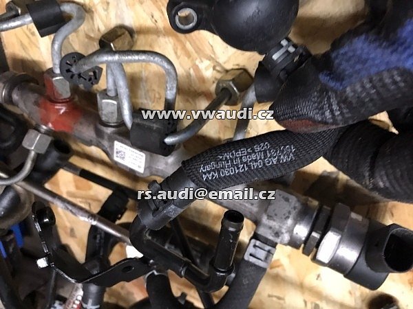 04L 121 030 trubička vedení chlad kapaliny na vodu VW/Audi/Škoda 2.0TDI  - 2