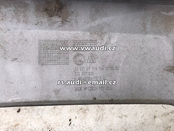 5E9 807 835 E  Škoda Octavia 5E Scout Spoiler zadní nárazník nárazník 5E9807835E originál - 9