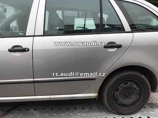 Fabia Comfort Combi FAB   1.4 16V AUA NA NÁHRADNÍ DÍLY  Cislo laku 1B / F7T - 33