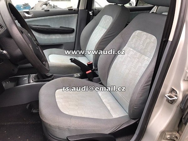 Fabia Comfort Combi FAB   1.4 16V AUA NA NÁHRADNÍ DÍLY  Cislo laku 1B / F7T - 3