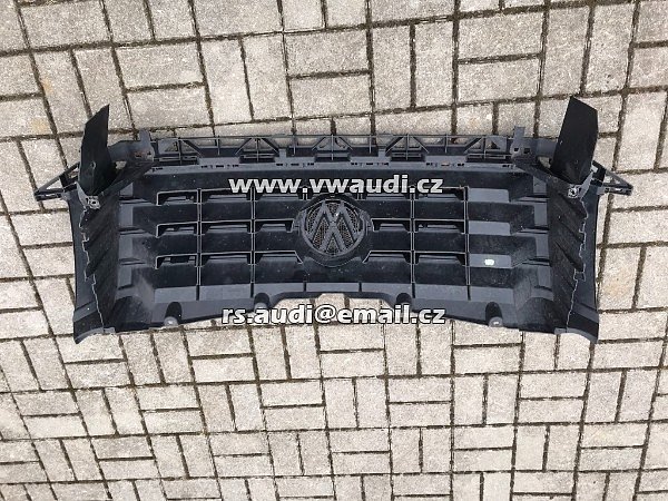 2E0 853653E PRO VW CRAFTER 2011-2017 Mřížka předního nárazníku černá matná  - 2