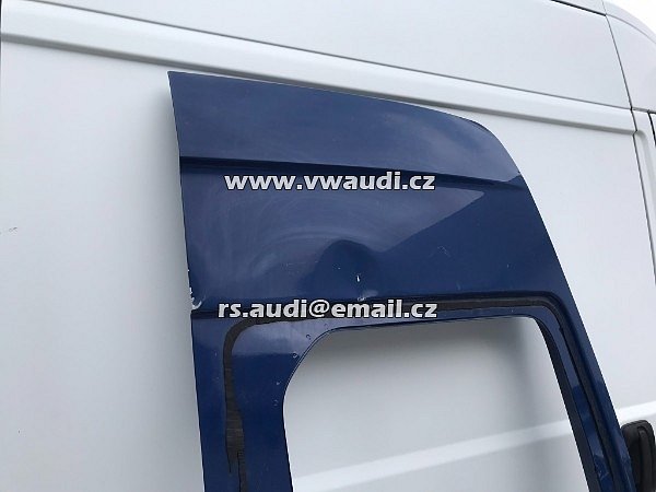 zadní dveře pravé prosklené   Mercedes Sprinter W906  Crafter 35 2.0 TDI  - 16