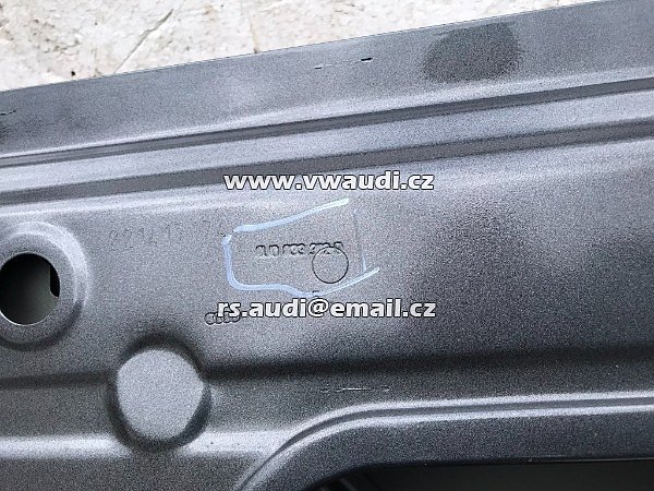 8U0 833 312 A Zadní pravé dveře PZ Dveře Audi Q3 (F3b) (8ub, 8ug - 10