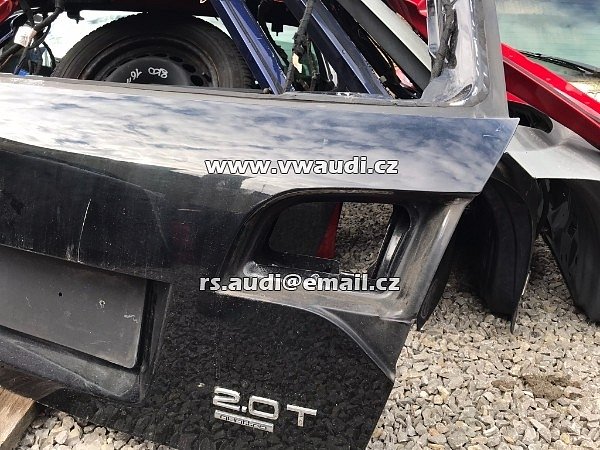 Zadní dveře víko kufru páté  A4 B7 AUDI 8E 2006 - 4