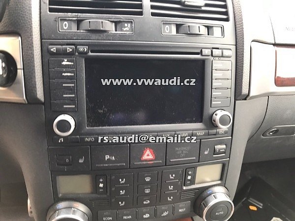 NA NÁHRADNÍ DÍLY VW Touareg / Typ 7L / V10 / 5,0 l / 4921 cm / 230 kW / 313 k - 12