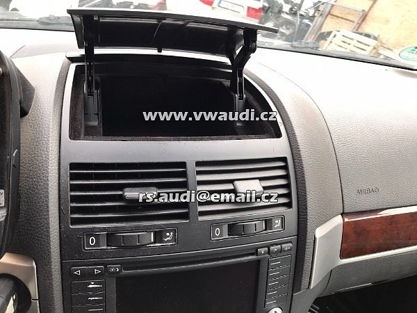NA NÁHRADNÍ DÍLY VW Touareg / Typ 7L / V10 / 5,0 l / 4921 cm / 230 kW / 313 k - 10