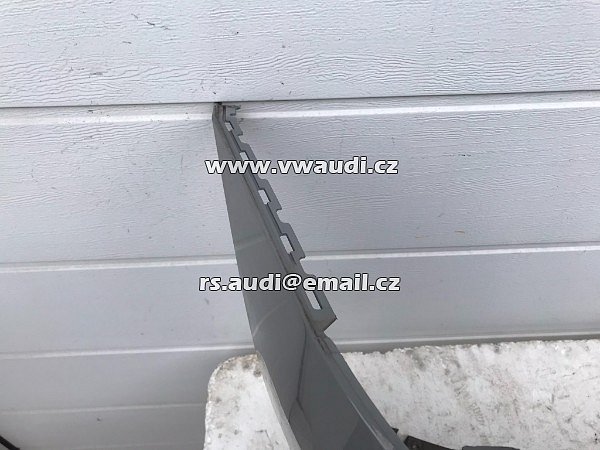 568 807 421  nárazník zadní SKODA KAMIQ 568 NW4 2019  PDC ŠEDÁ STEEL GREY  2021  - 20