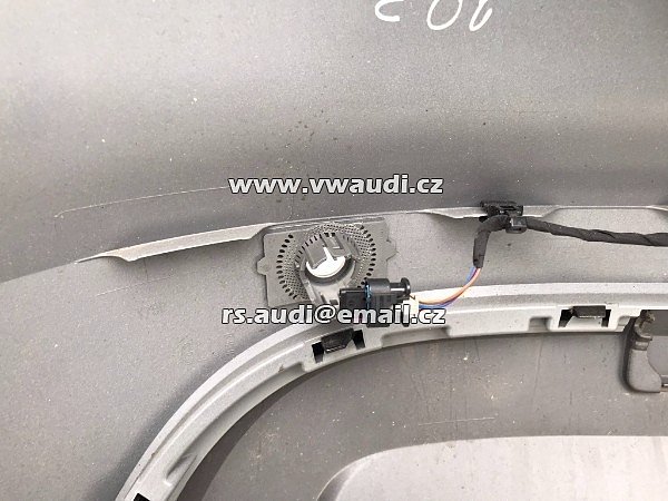 568 807 421  nárazník zadní SKODA KAMIQ 568 NW4 2019  PDC ŠEDÁ STEEL GREY  2021  - 14