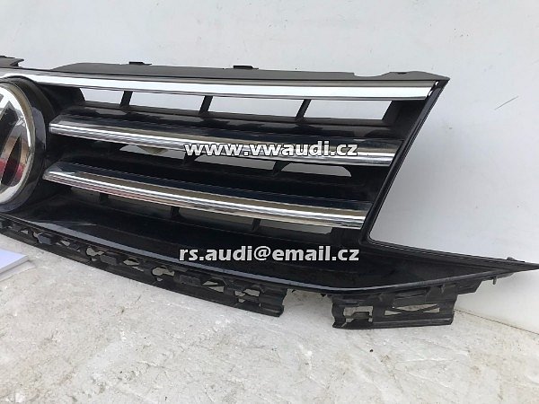 2K5 853 653 A mřížka maska přední grill    VW Caddy IV  - 20