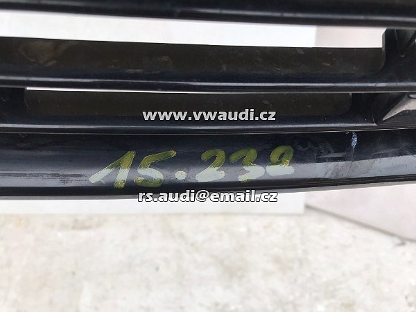 3C8 853 677 G  2012-2017 VW CC - Přední nárazník   Mřížka nárazníku - 3