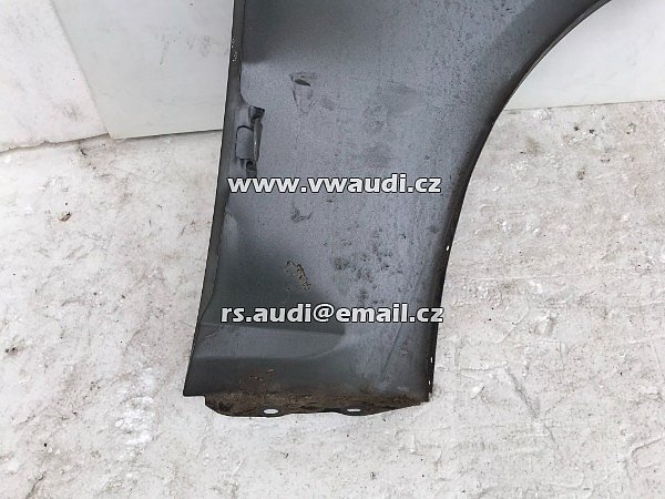 8W0 821 105 AUDI A4 8W B9 2019 Blatník levý řidič LP  - 8