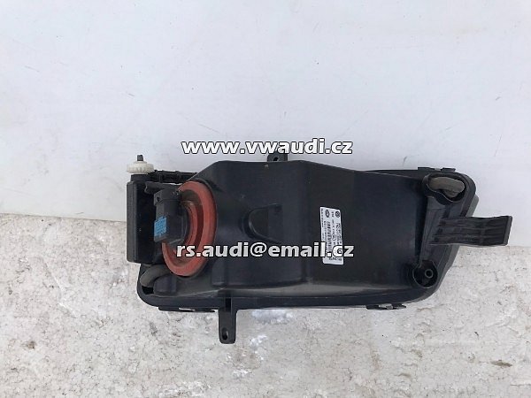 5G0 941 662 D HELLA 1ND 011.223-06  VW GOLF VII 2017-2020 mlhové světla pravý HELLA - 8