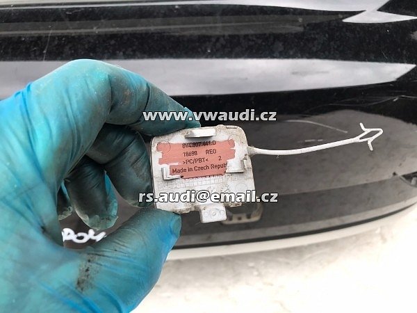 8V4 807 441 D Audi A3 Sportback 8V kryt tažného oka zadního nárazníku 8V4807441D - 3