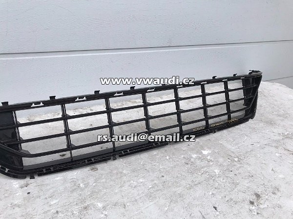 5G0 853 677 AE  R-LINE GRILLE přední nárazník + VW GOLF 7 VII Facelift R od roku 2017 + - 2