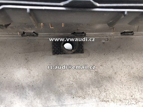 1Z9 807 421 Zadní nárazník Škoda Octavia 2 combi na PDC  - 18