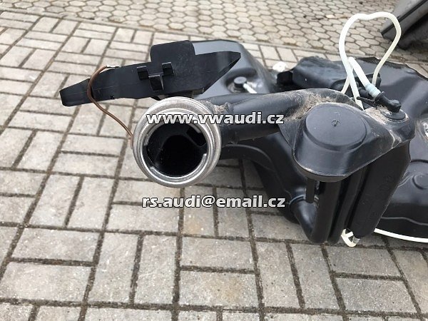 3C0 201 801E VW PASSAT b7 3aa 2012 13 14 B7  Palivová nádrž benzín - 8