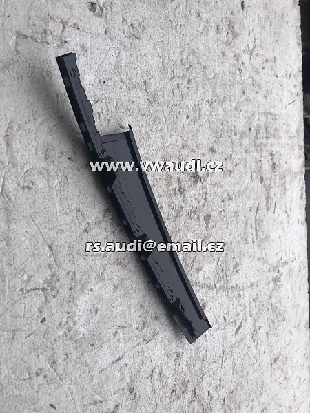 2G4 837 901 F VW Polo 2018 dveřní panel přední levý lesklý černý  - 3
