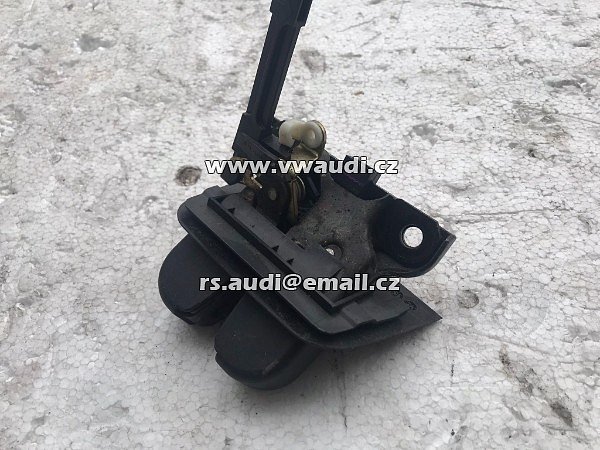  8P3 827 520 A Audi A3 8P1 Zámek zavazadlového prostoru - 2